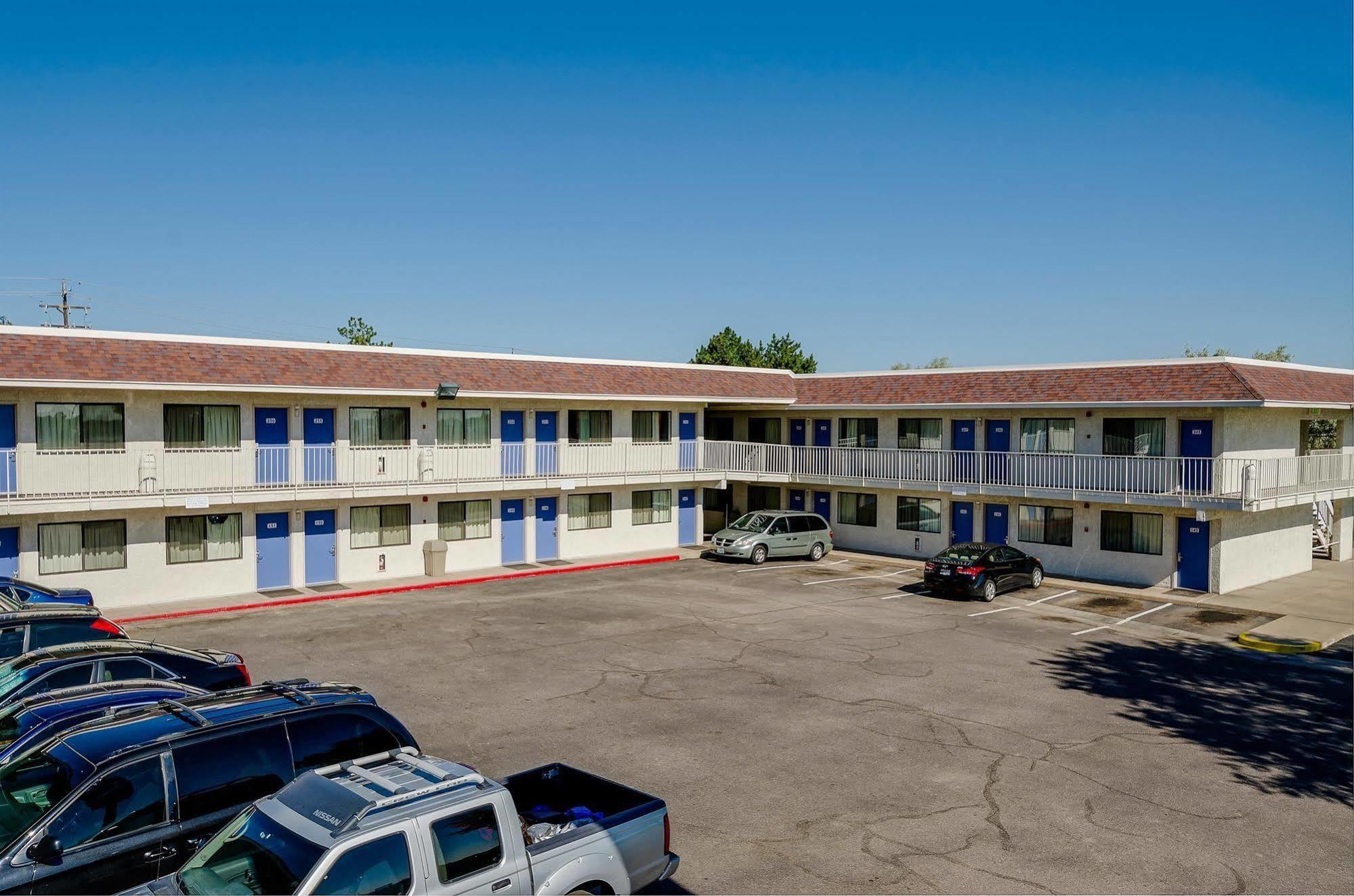 Park Inn By Radisson, Thornton Luaran gambar